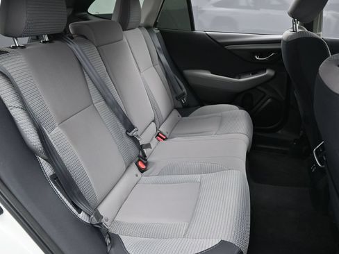 Used 2025 Subaru Outback Premium AWD/4WD image 33