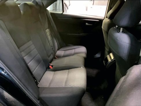 Used 2016 Toyota Camry LE image 19