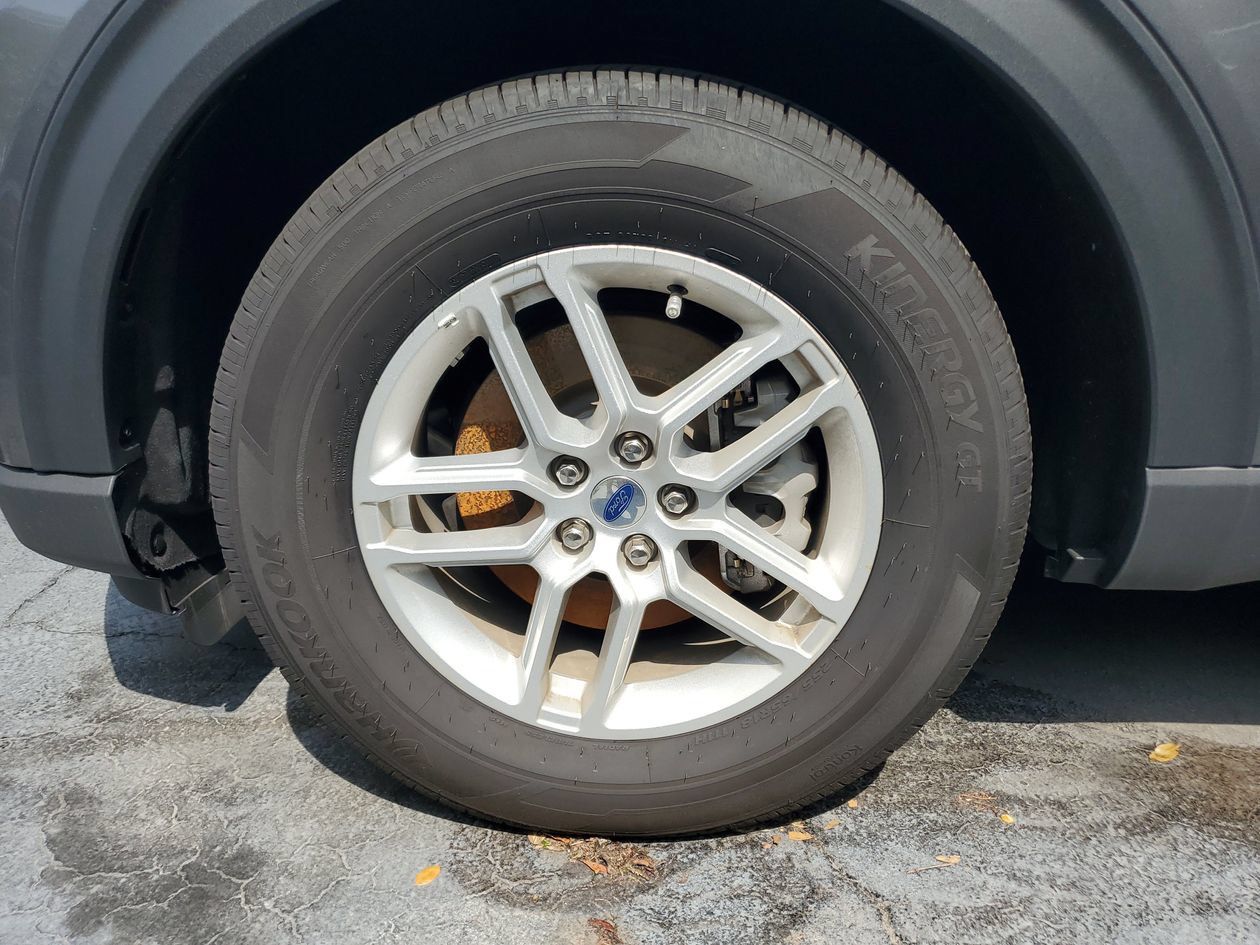 Used 2026 Ford Explorer Active RWD image 5