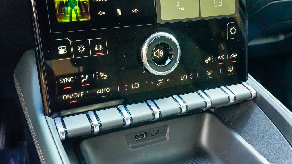 New 2027 GMC Terrain AT4 w/ Technology Package II AWD/4WD image 19