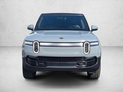 Used 2026 Rivian R1S Adventure image 2
