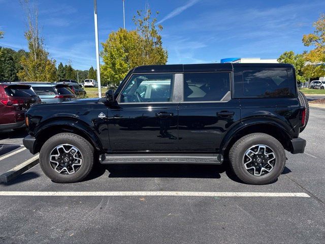 Used 2025 Ford Bronco Outer Banks AWD/4WD image 2