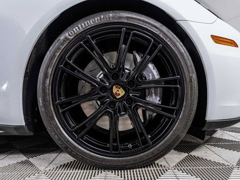 Used 2020 Porsche Panamera Base image 36