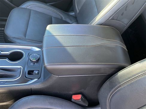 Used 2020 Chevrolet Traverse Premier w/ Redline Edition image 21