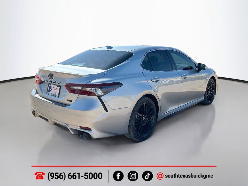 Used 2024 Toyota Camry XSE FWD image 8
