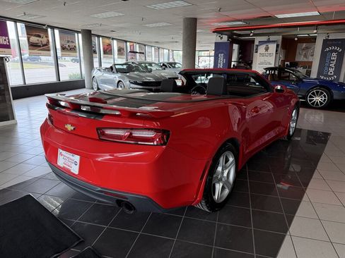 Used 2016 Chevrolet Camaro LT RWD image 6