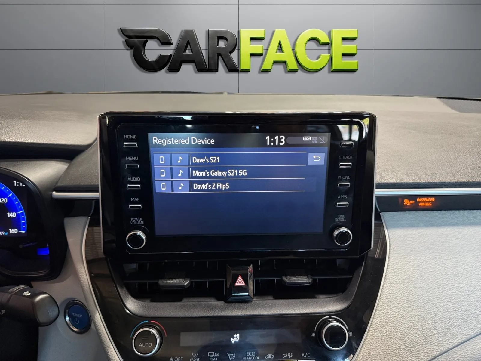 Used 2020 Toyota Corolla LE FWD image 33