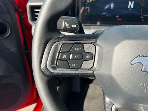 Used 2025 Ford Mustang GT RWD image 25