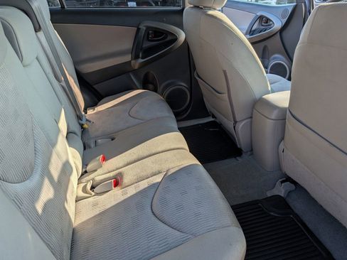 Used 2011 Toyota RAV4 4WD image 14