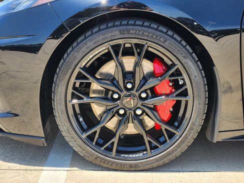 Used 2024 Chevrolet Corvette Stingray Preferred Cpe w/ Z51 Performance Package RWD image 10