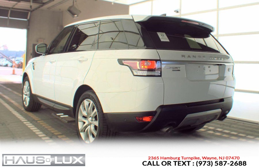 Used 2017 Land Rover Range Rover Sport HSE AWD/4WD image 7