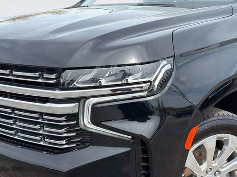 Used 2023 Chevrolet Tahoe Premier AWD/4WD image 9