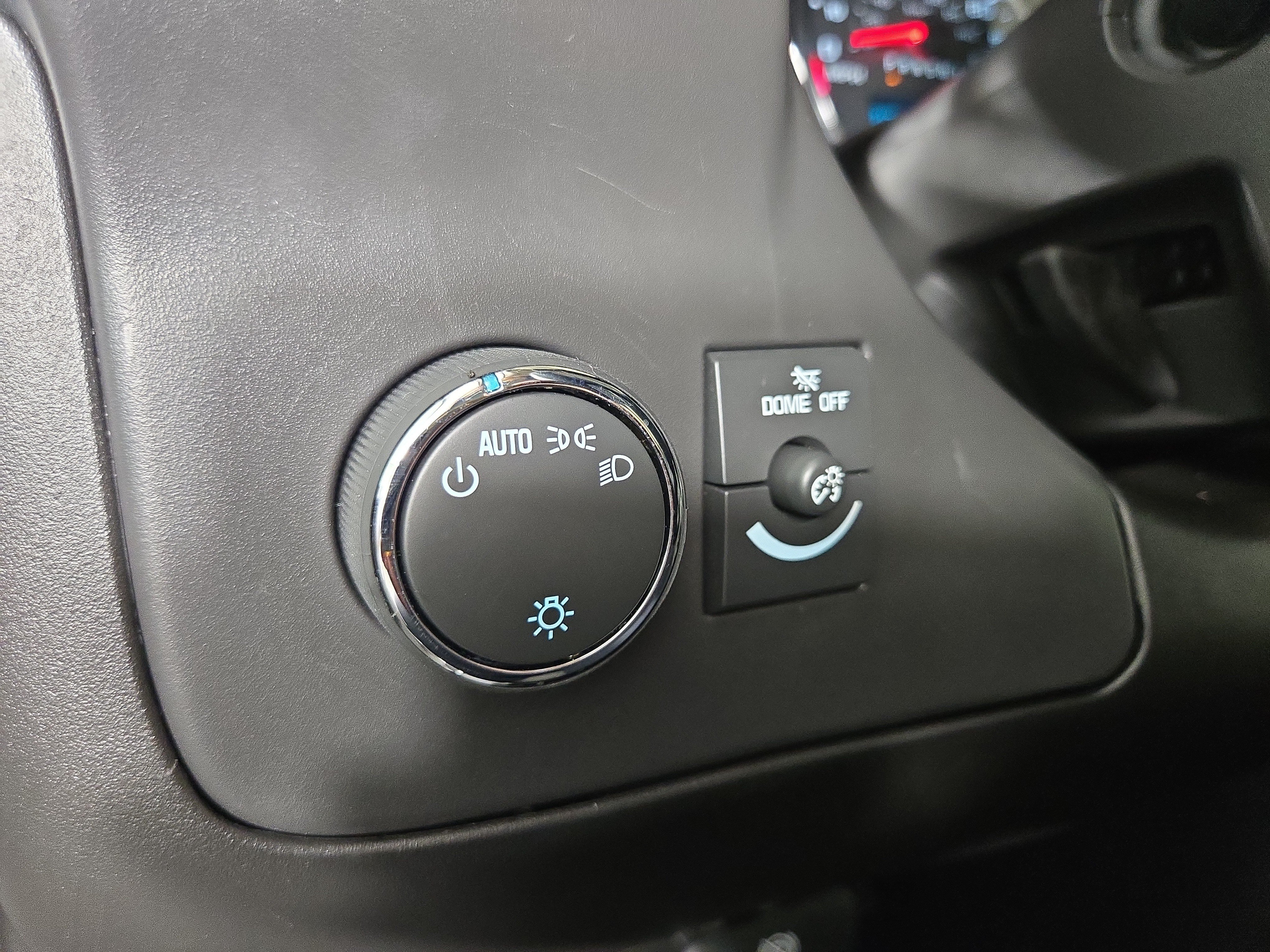 Certified 2025 Chevrolet Express 3500 LT w/ LT Preferred Equipment Group RWD image 25