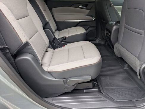 New 2026 Chevrolet Traverse LT FWD image 33