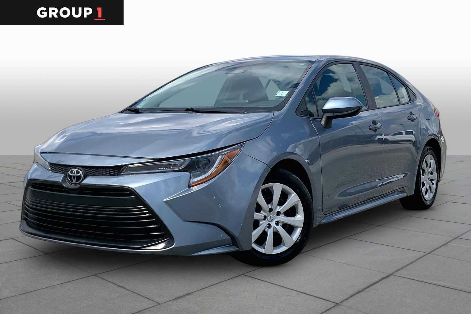 Used 2024 Toyota Corolla LE FWD image 1