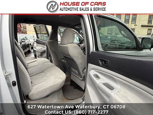 Used 2011 Toyota Tacoma 4x4 Double Cab w/ SR5 Pkg #2 image 31