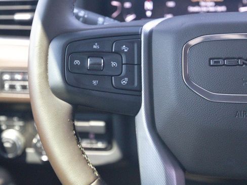 Used 2023 GMC Yukon XL Denali w/ Max Trailering Package AWD/4WD image 21