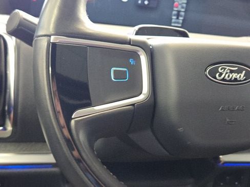 Used 2025 Ford Expedition Tremor AWD/4WD image 31
