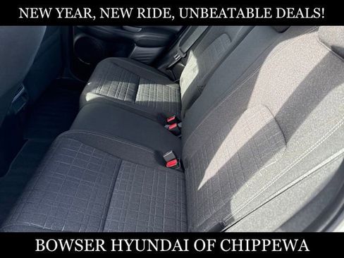 Used 2024 Honda HR-V LX image 10