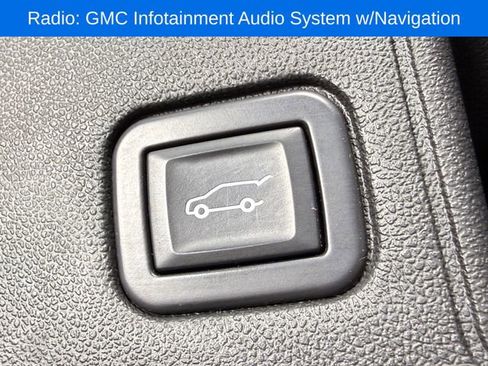 Used 2023 GMC Terrain Denali AWD/4WD image 16