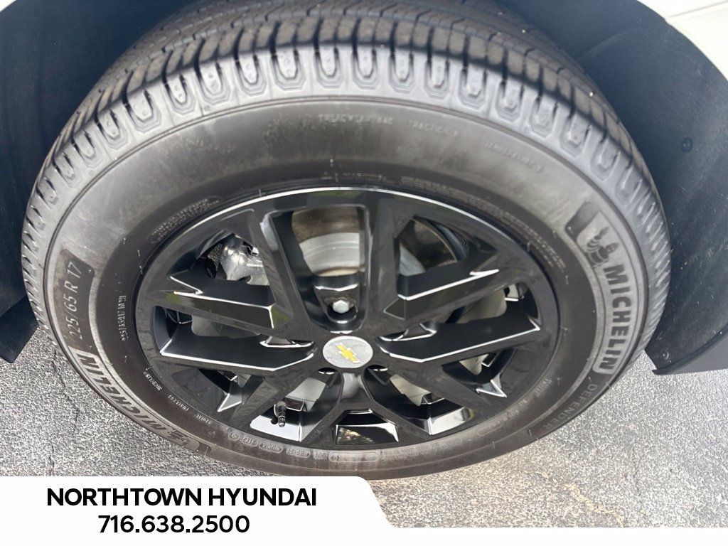 Used 2023 Chevrolet Equinox LT FWD image 37