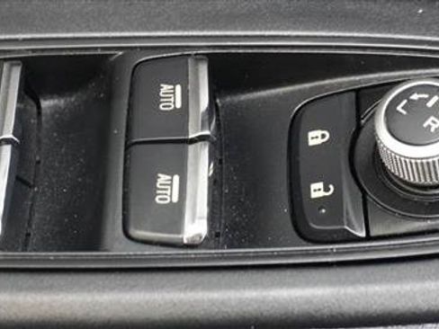 Used 2020 Subaru Forester Touring w/ Popular Package #2 AWD/4WD image 32
