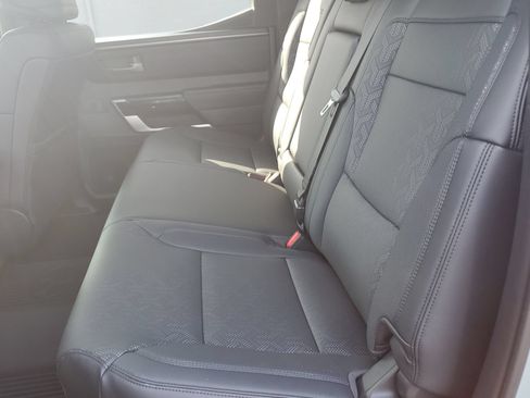 Used 2025 Toyota Tundra Limited AWD/4WD image 12