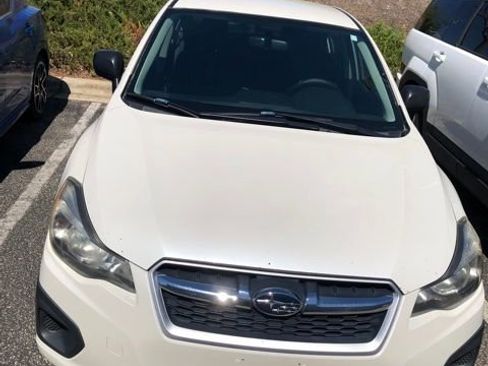 Used 2014 Subaru Impreza 2.0i image 5