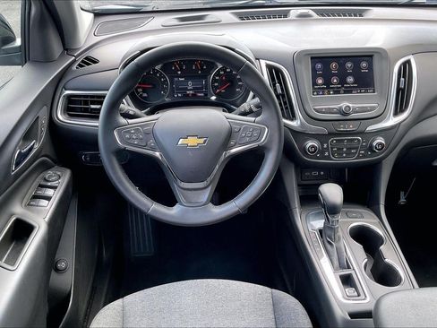 Used 2024 Chevrolet Equinox LT w/ LPO, Floor Liner Package FWD image 5