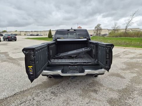 Used 2024 RAM 1500 Limited AWD/4WD image 16