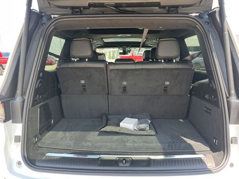 New 2024 Jeep Grand Wagoneer Series III w/ Rear Seat Video Group 1 image 35