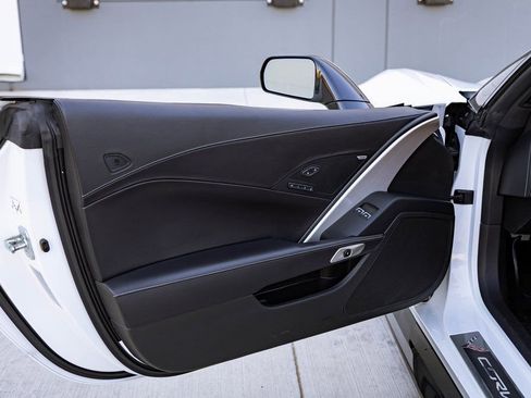 Used 2017 Chevrolet Corvette Z06 image 17