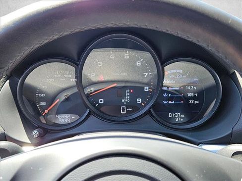 Used 2015 Porsche Cayman RWD image 12