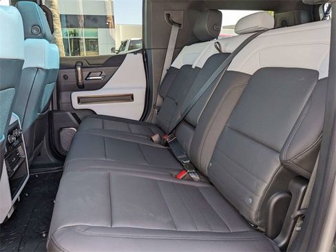 New 2024 GMC Hummer EV 2X w/ Extreme Off-Road Package image 14