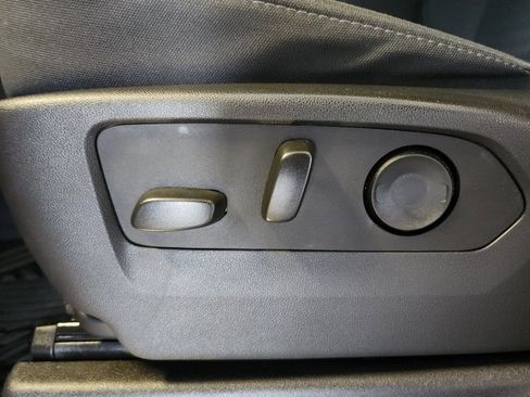 Used 2023 Chevrolet Silverado 1500 LT Trail Boss w/ Protection Package image 12