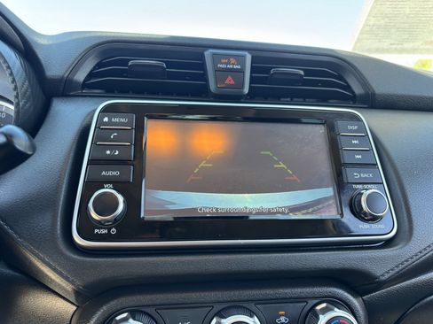 Used 2021 Nissan Versa S FWD image 22