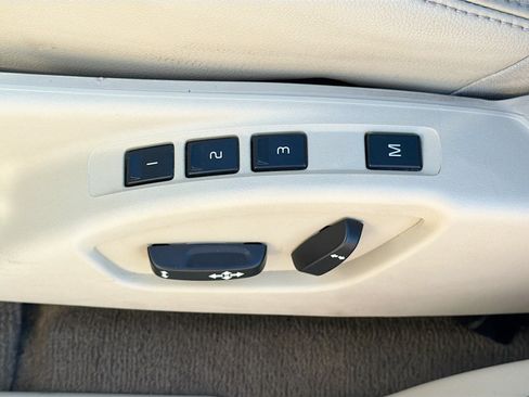 Used 2015 Volvo XC60 T5 Platinum image 25