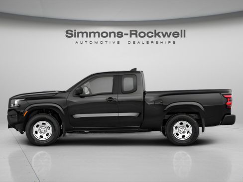 Used 2023 Nissan Frontier S AWD/4WD image 4