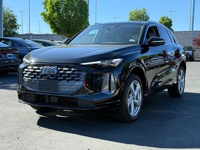 New 2026 Audi Q5 Premium Plus AWD/4WD image 1
