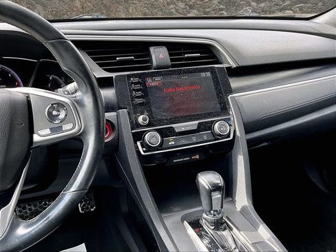 Used 2019 Honda Civic Sport image 6