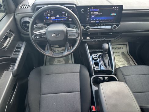 Used 2024 Chevrolet Colorado Trail Boss w/ Technology Package AWD/4WD image 23