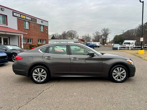 Used 2013 INFINITI M37 x w/ Premium Pkg image 4
