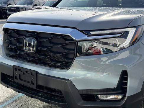 Used 2024 Honda Passport EX-L image 10