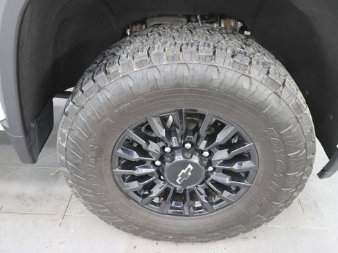 Used 2022 Chevrolet Silverado 2500 LT w/ Z71 Sport Edition image 3