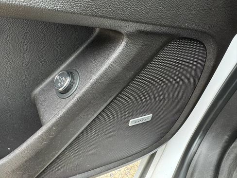 Used 2020 Chevrolet Traverse High Country FWD image 28