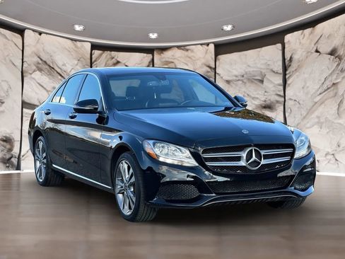 Used 2018 Mercedes-Benz C 300 4MATIC Sedan image 6