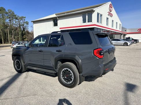 Used 2025 Toyota 4Runner TRD Off-Road Premium w/ Tow Technology Package image 7
