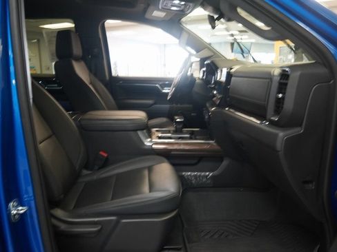 Used 2023 Chevrolet Silverado 1500 LT Trail Boss w/ LT Trail Boss Premium Package image 36