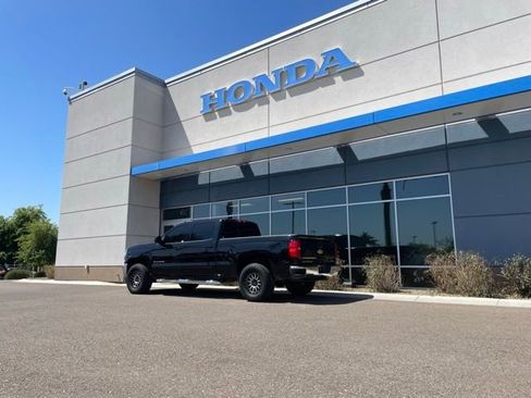 Used 2017 Chevrolet Silverado 1500 LT w/ All Star Edition RWD image 17