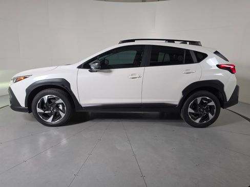 Certified 2025 Subaru Crosstrek 2.5i Limited w/ Popular Package #3A AWD/4WD image 2